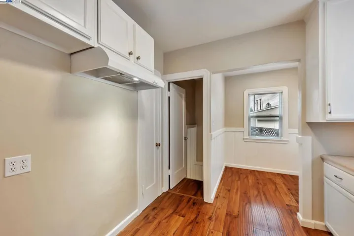 22741 1st St, Hayward, California 94541