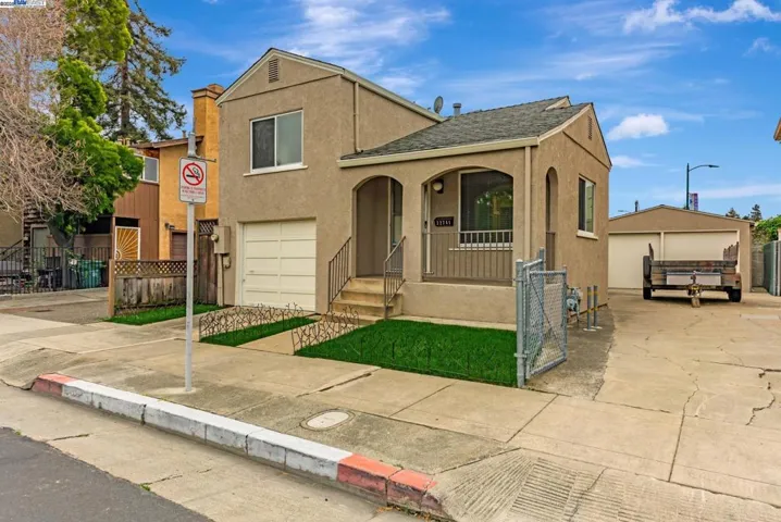 22741 1st St, Hayward, California 94541