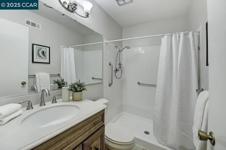 2100 Cactus Ct 1, Walnut Creek, California 94595