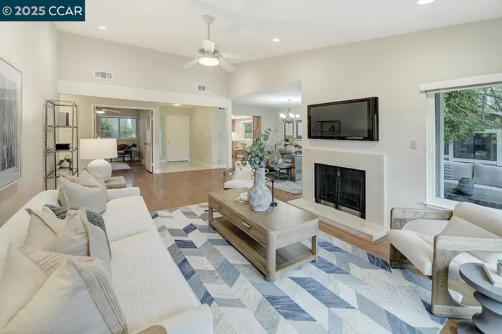 2100 Cactus Ct 1, Walnut Creek, California 94595