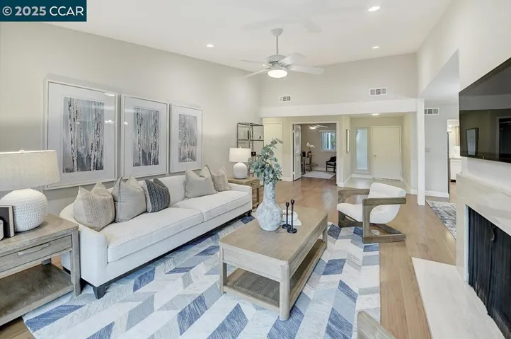 2100 Cactus Ct 1, Walnut Creek, California 94595