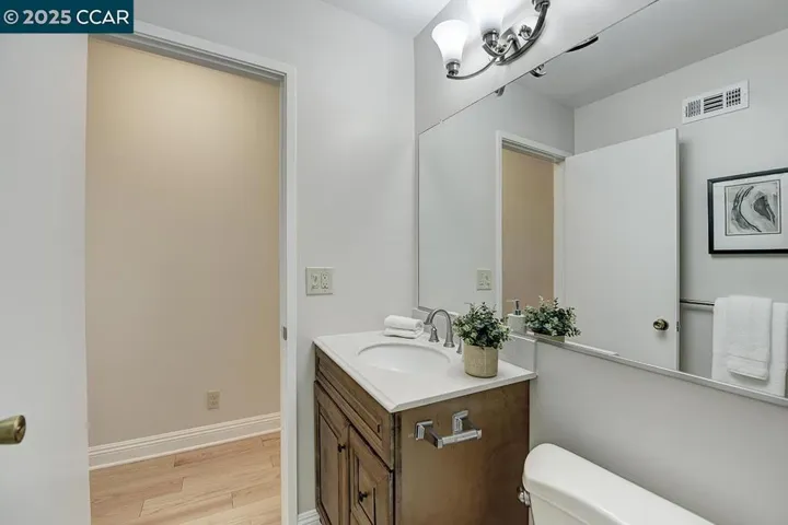 2100 Cactus Ct 1, Walnut Creek, California 94595