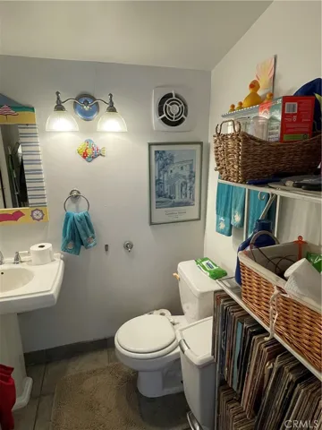 1/2 bath
