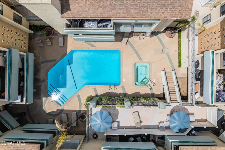 19009 Sherman Way Unit 10, Reseda-Vince