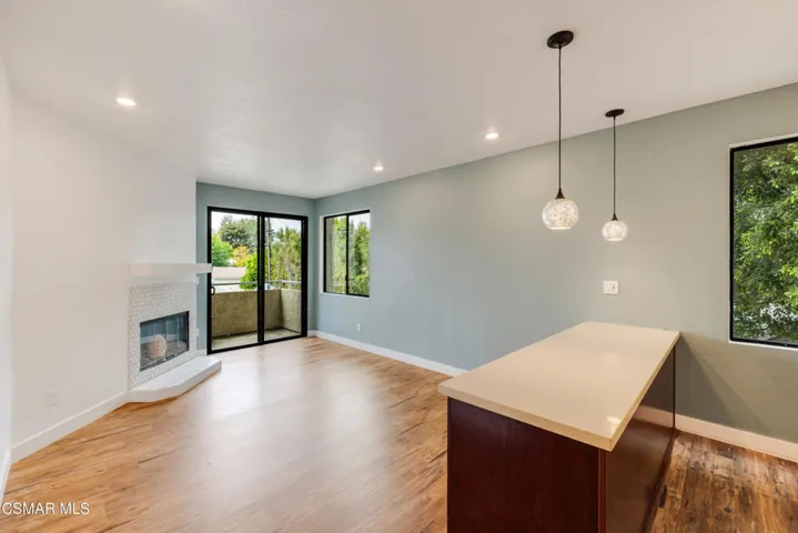 19009 Sherman Way Unit 10, Reseda-Vince