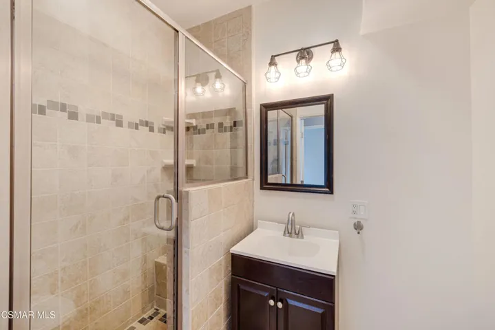 19009 Sherman Way Unit 10, Reseda-Vince