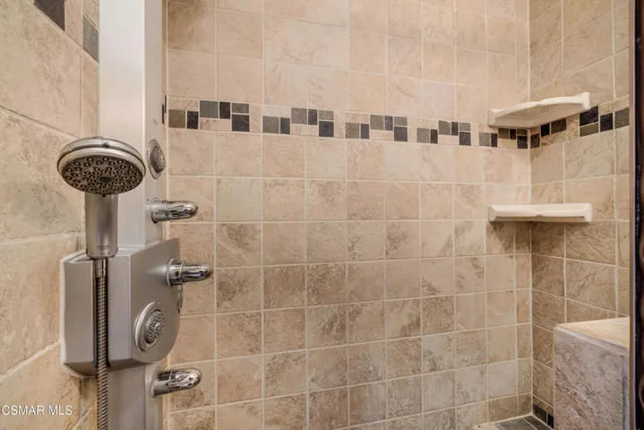 19009 Sherman Way Unit 10, Reseda-Vince