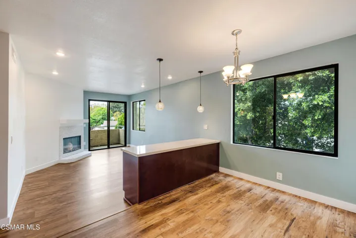 19009 Sherman Way Unit 10, Reseda-Vince
