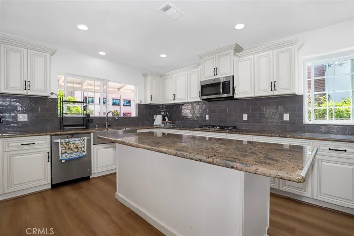 4147 Faculty Avenue, Long Beach, California 90808