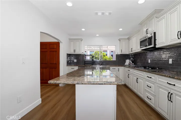 4147 Faculty Avenue, Long Beach, California 90808