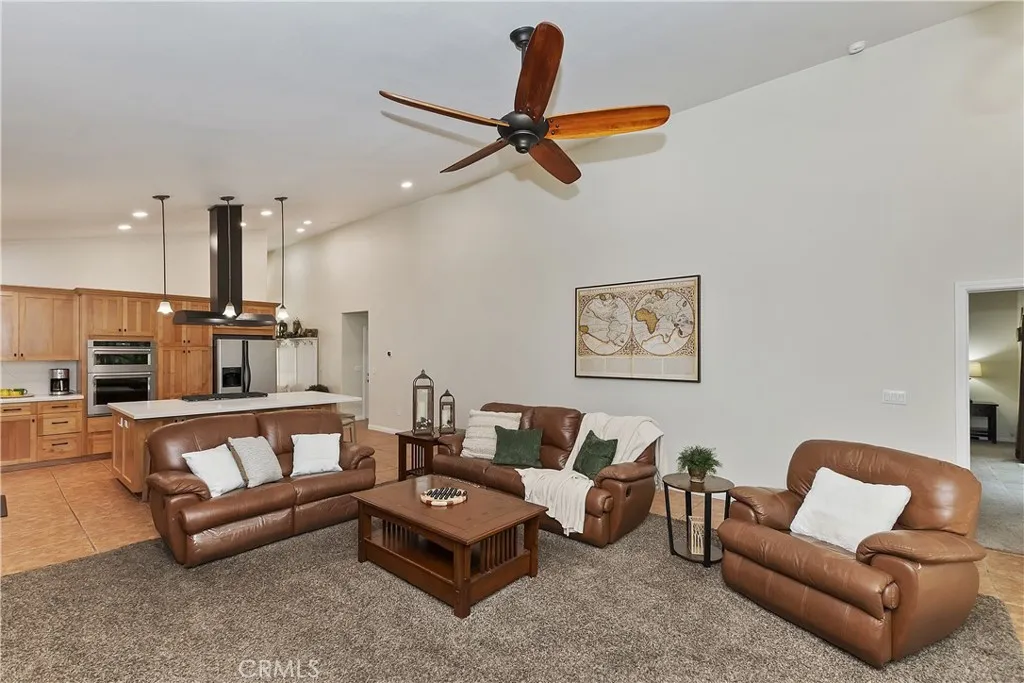 39080 Waterview Drive, Big Bear Lake, California 92315 home-pic-7