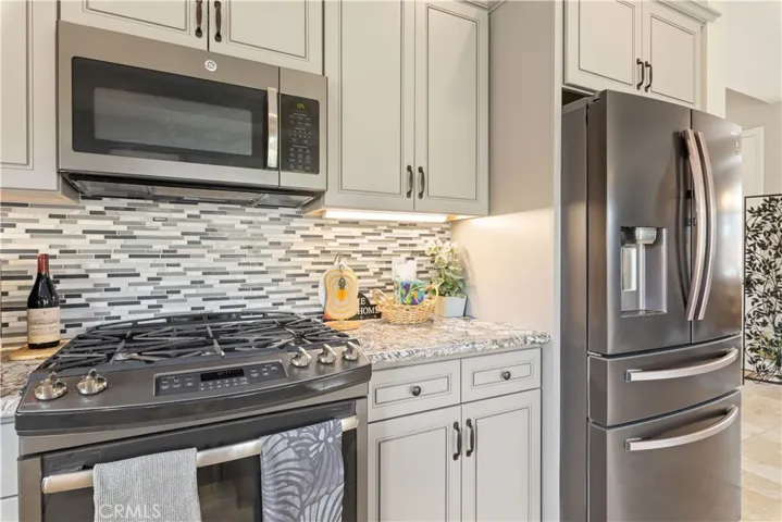 295 Katie Court, Lakeport, California 95453