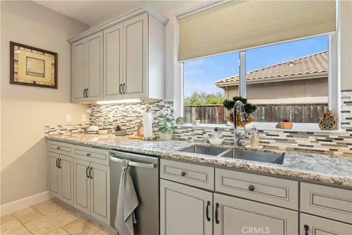 295 Katie Court, Lakeport, California 95453