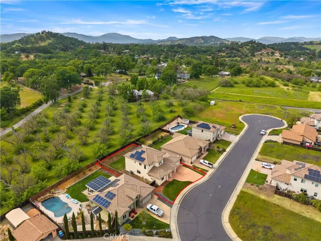 295 Katie Court, Lakeport, California 95453