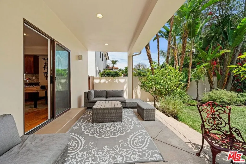 4712 Cedros Avenue, Sherman Oaks, California 91403 home-pic-13