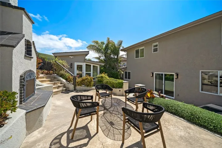 4566 Spanish Oaks Drive, San Luis Obispo, California 93401
