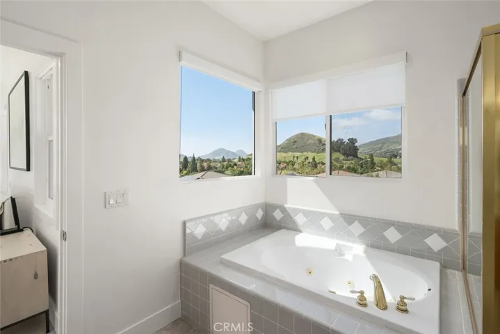 4566 Spanish Oaks Drive, San Luis Obispo, California 93401