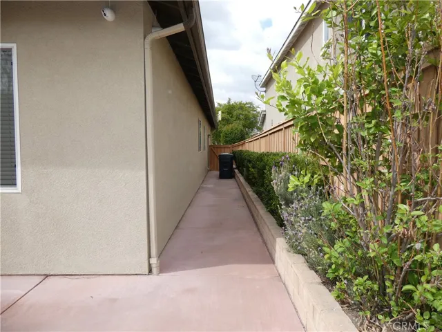 1582 Silver Cup Court, Redlands, California 92374