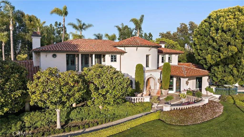 1875 La Cuesta, North Tustin, California 92705, 6 Bedrooms Bedrooms, ,12 BathroomsBathrooms,Residential,For Sale,La Cuesta,PW25092245