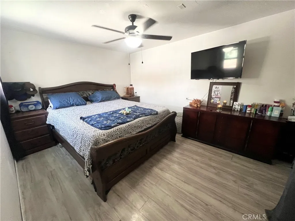 583 W G Street, Colton, California 92324 home-pic-14