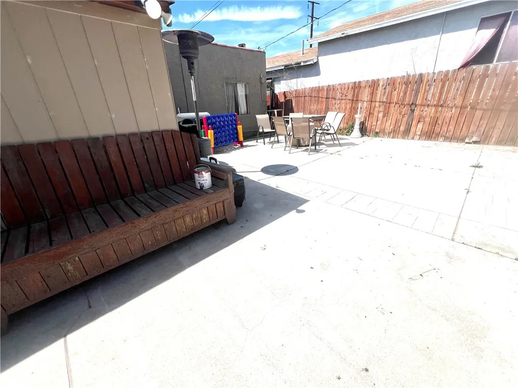 583 W G Street, Colton, California 92324 home-pic-18