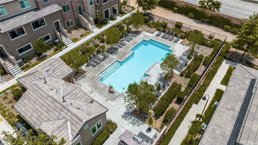 1052 Newberry Lane, Claremont, California 91711