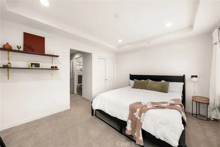1052 Newberry Lane, Claremont, California 91711