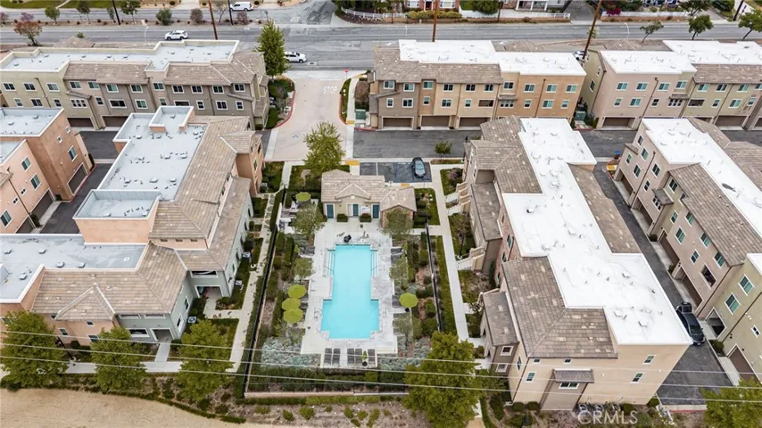 1052 Newberry Lane, Claremont, California 91711
