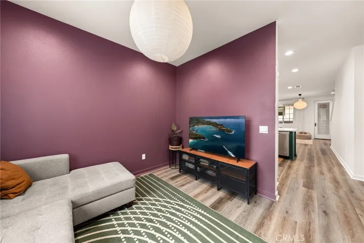 1052 Newberry Lane, Claremont, California 91711