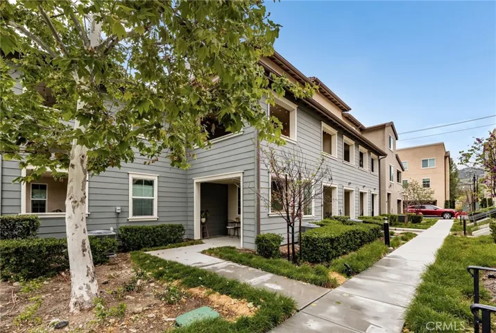 1052 Newberry Lane, Claremont, California 91711