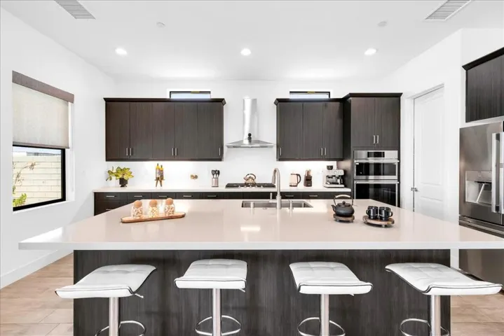 49901 Cres Passage - Kitchen