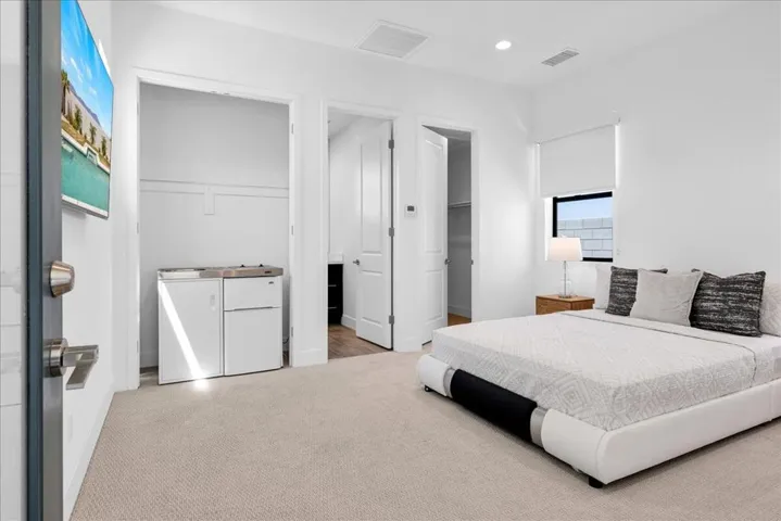 49901 Cres Passage - Detached Casita