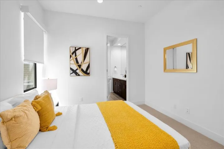 49901 Cres Passage - Bedroom 4