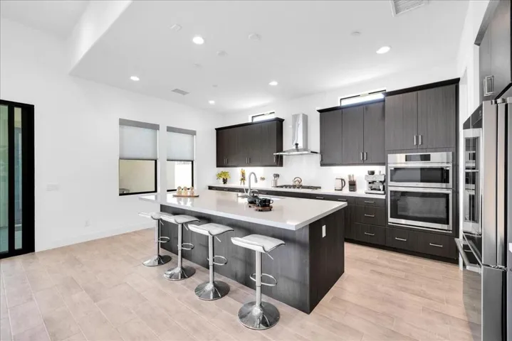 49901 Cres Passage - Kitchen