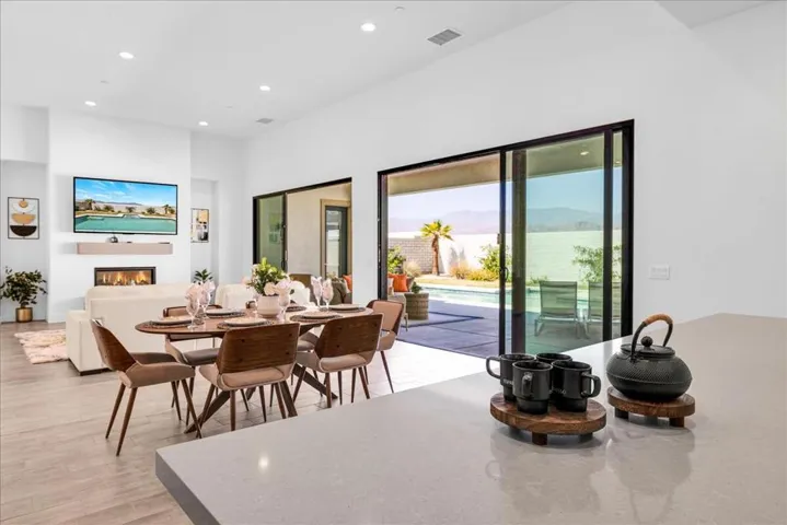 49901 Cres Passage - Great Room Dining