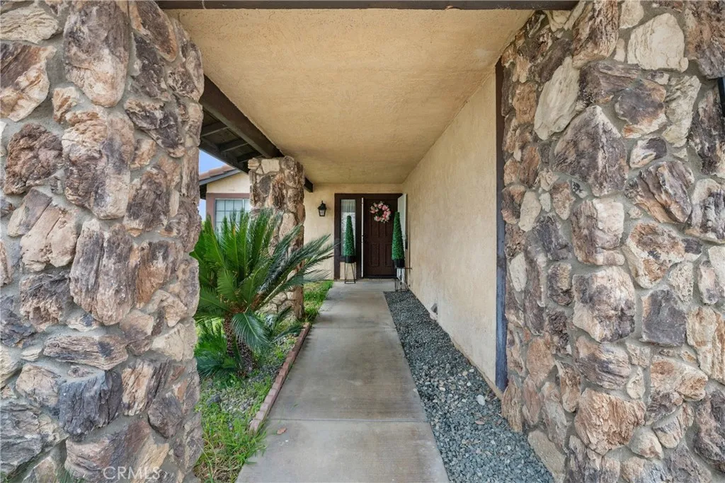 2505 Rosemary Lane, San Bernardino, California 92407 home-pic-1