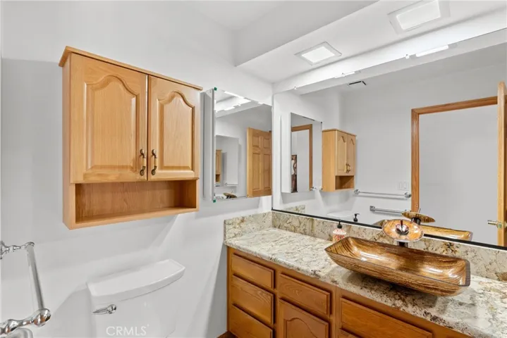 Bathroom #4