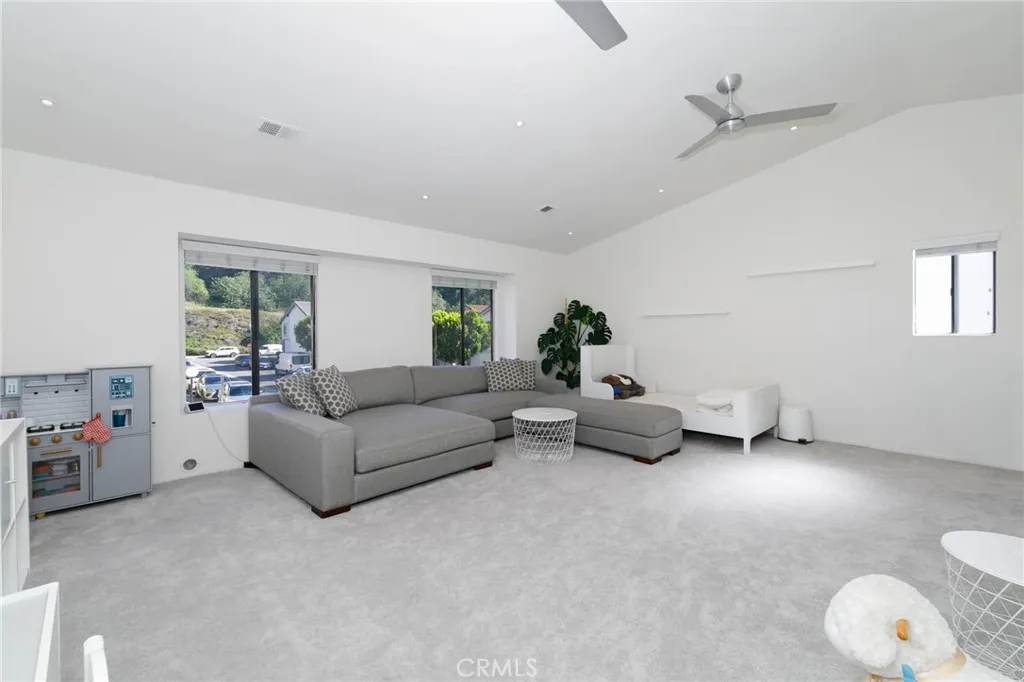 2010 Galvin Lane 1, Diamond Bar, California 91765 home-pic-14