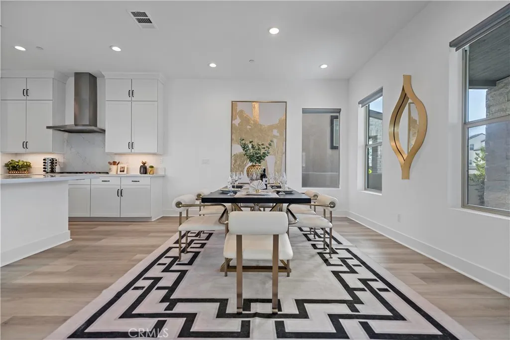 346 Baluster, Irvine, California 92618 home-pic-14