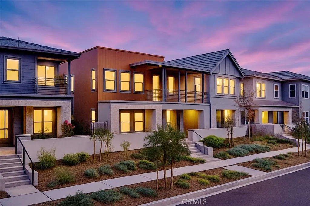 346 Baluster, Irvine, California 92618 home-pic-16