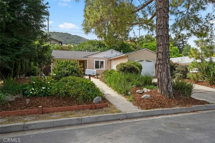147 Del Sur Way, San Luis Obispo, California 93405
