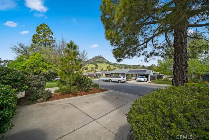 147 Del Sur Way, San Luis Obispo, California 93405