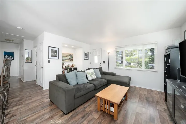 147 Del Sur Way, San Luis Obispo, California 93405