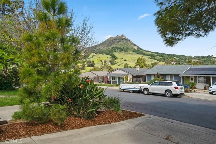147 Del Sur Way, San Luis Obispo, California 93405