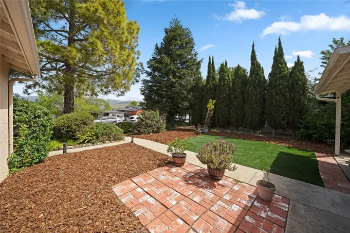 147 Del Sur Way, San Luis Obispo, California 93405