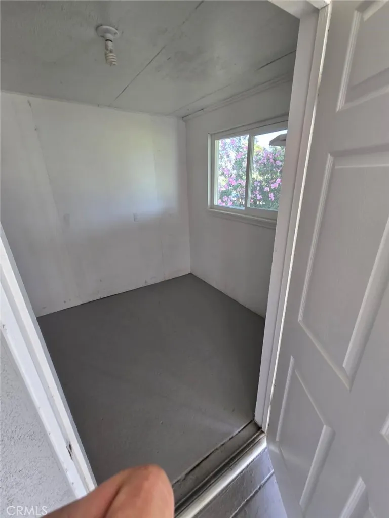 42660 Iowa Street, Palm Desert, California 92211 home-pic-17