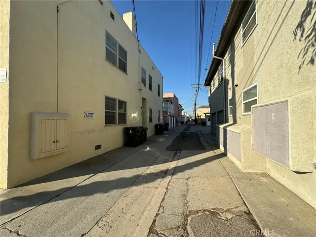 102 Argonne Avenue, Long Beach, California 90803