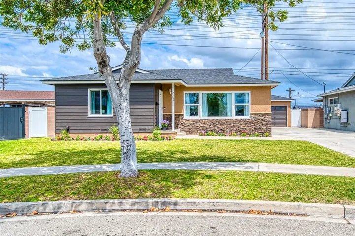 7754 La Casa Way, Buena Park, California 90620