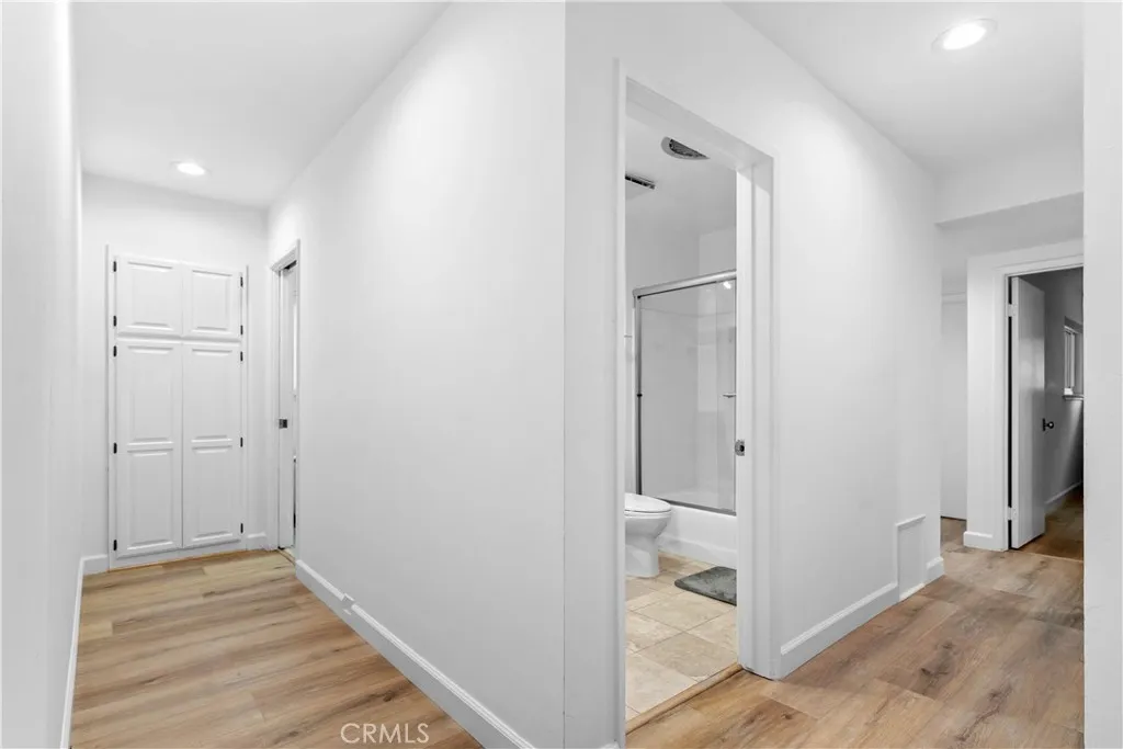 2320 Jayma Lane, La Crescenta, California 91214 home-pic-33