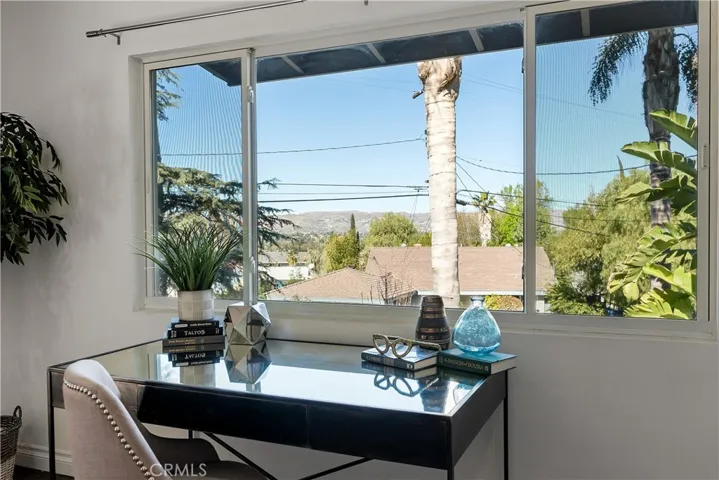 22540 Cass Avenue, Woodland Hills, California 91364